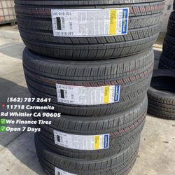 235/40/19 goodyear touring