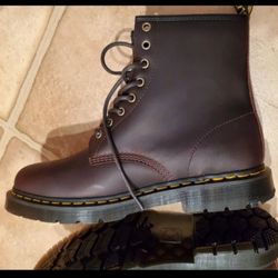 Dr. MARTENS.