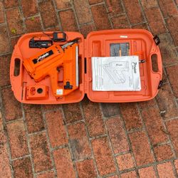 Paslode Cordless Framing Nailer w/ 2 Batteries 