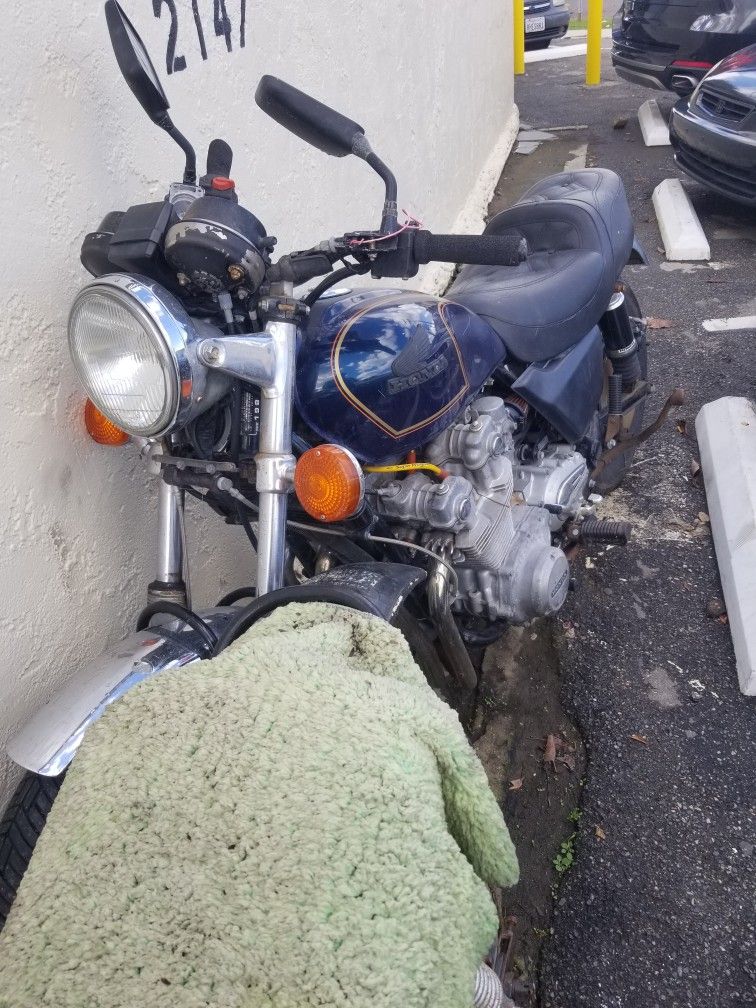 Motorcycle, HONDA CDB 1980