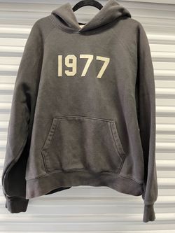 Essentials Hoodie 1977 Men’s Size Large