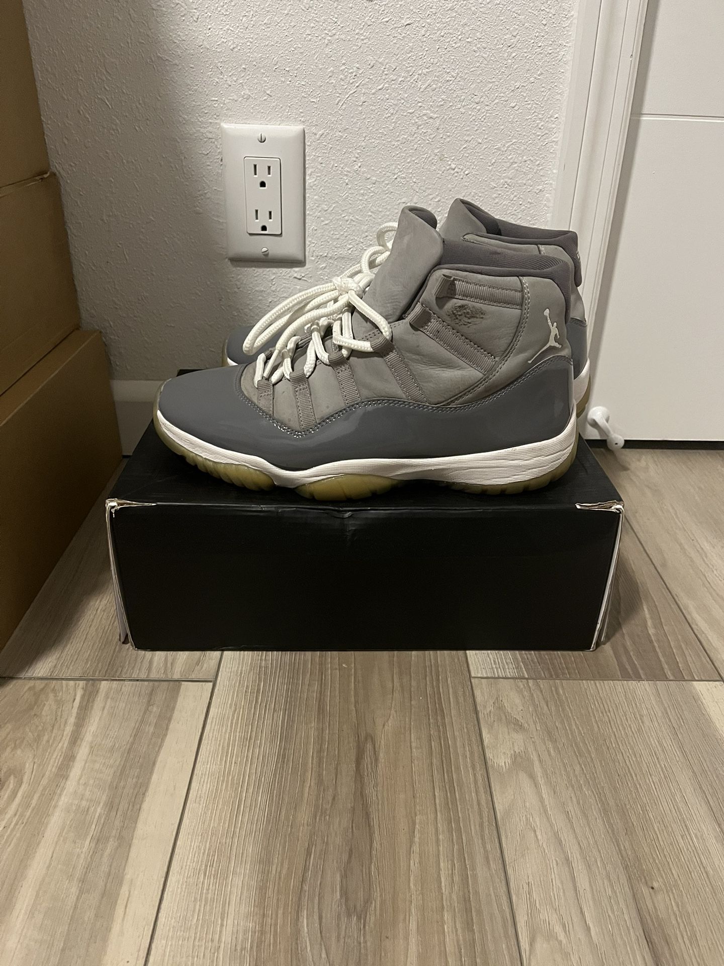Jordan 11 Cool Grey