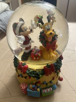 Disney Snow globe 