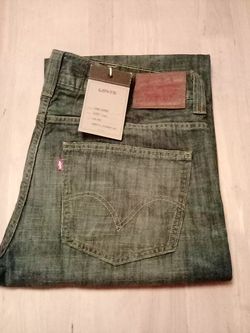 Levi's 548