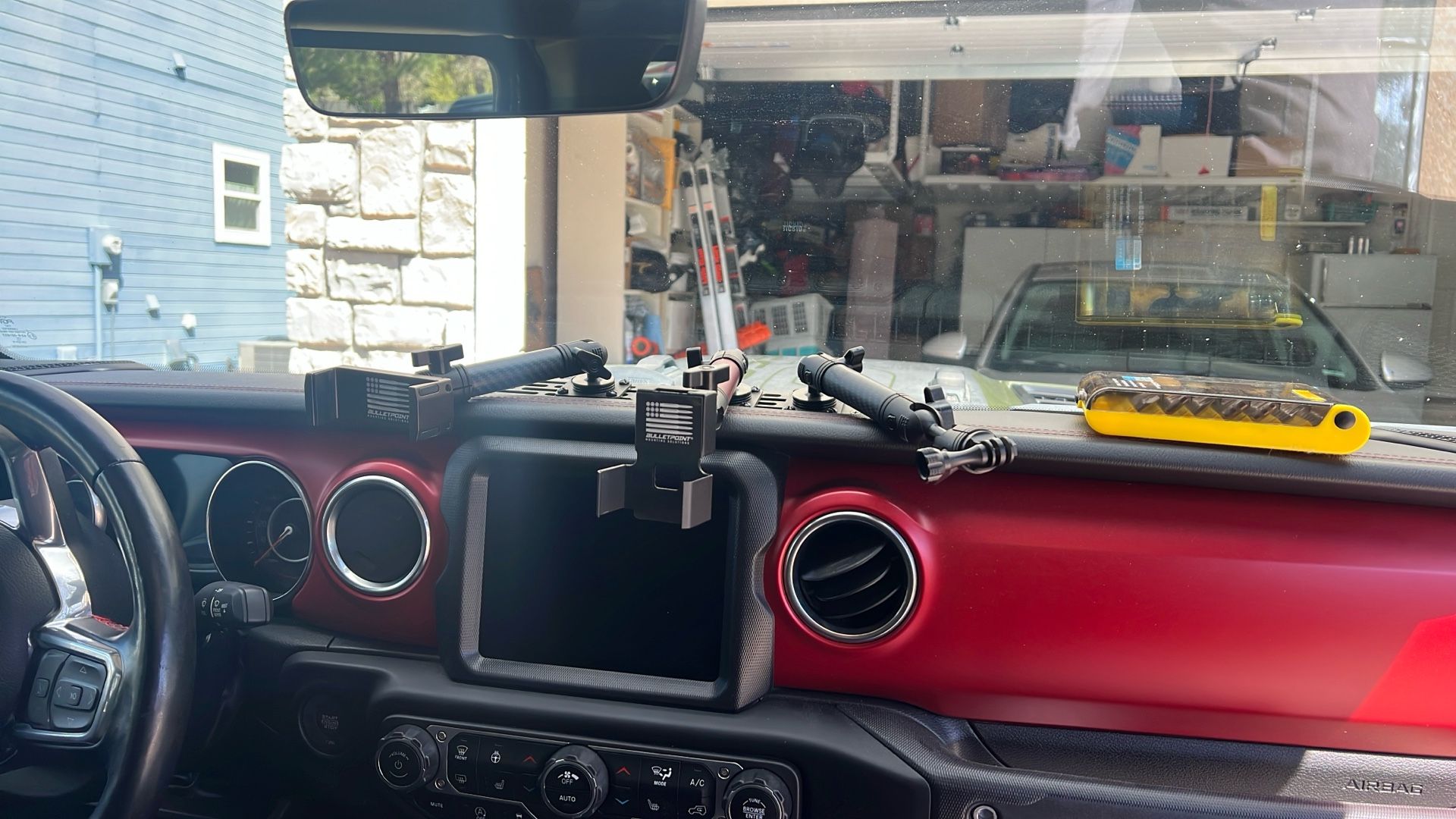 Jeep Gladiator, Phone, Ham Radio, And Camera Mount