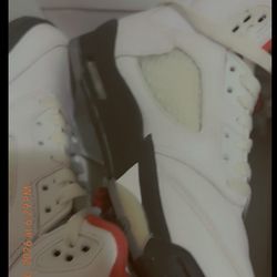 Size 5 Jordan 5 Retro Mid Fire Red 2020