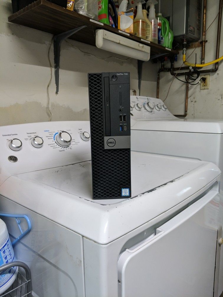 Dell Optiplex 7060 SFF 8th Gen i7 16gb 1TB SSD Read