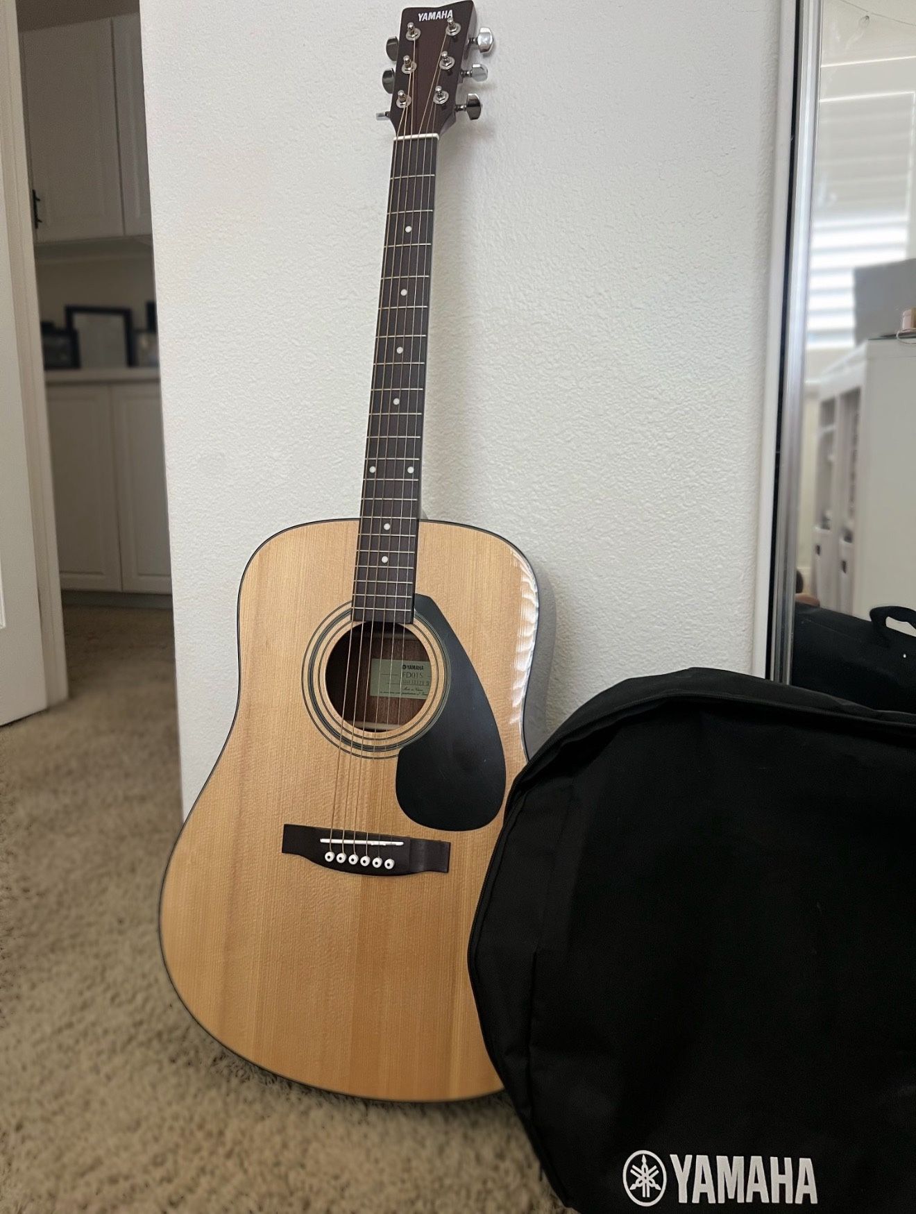 Yamaha guitar FD01S + Carrying Bag