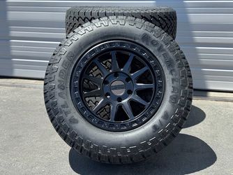 18" NEW Black Wheels Rims and Tires TOYOTA FORD Tundra Sequoia 5x150 F150 Expedition Tacoma 4Runner Lexus GX460 6x139 Lincoln Navigator 6x135