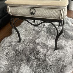 Antique Vintage. Mesa De Centro 