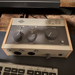 Universal Audio Volt-276 