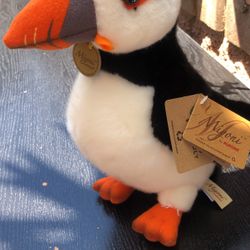 Aurora World Miyoni 10.5" Puffin Stuffed  Penguin Plush, Multicolor