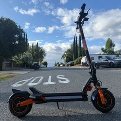 Electric scooter