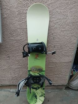 Kemper Faultline Snowboard with Bindings