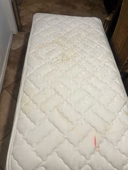 Bed 🛌 twin bed 🛌 frame OBO metal