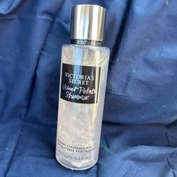 Victoria Secret (velvet Petals Shimmer) 
