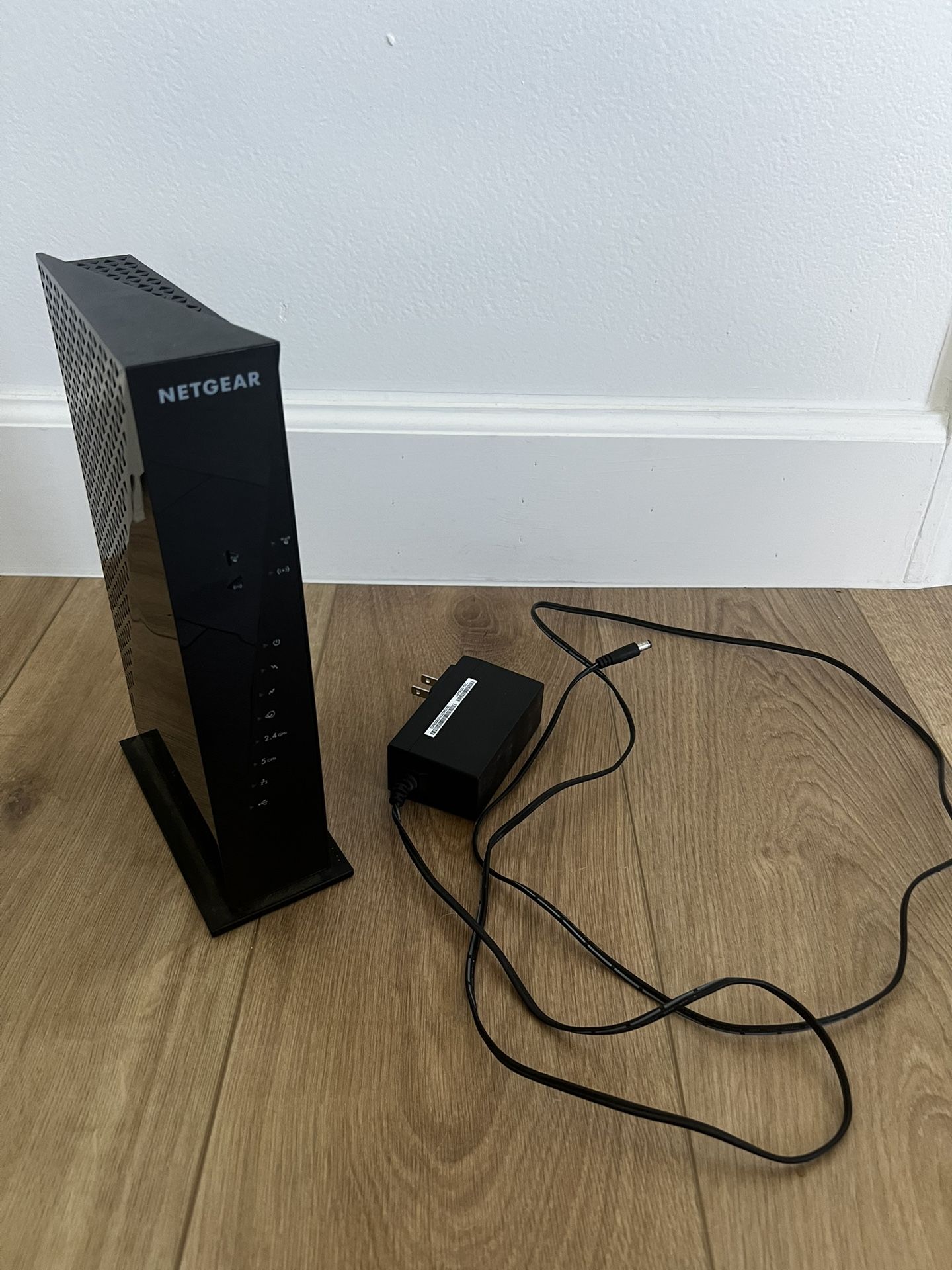 NETGEAR WiFi Cable Modem Router (C6300)