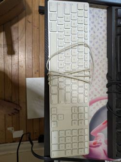 Apple Wired USB Keyboard