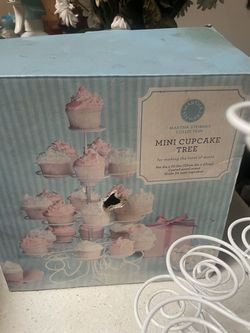 Mini cupcake tree