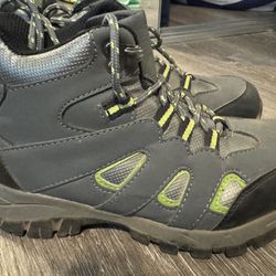 Boy’s Hiking Boots - 3