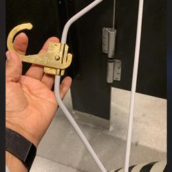 Louis Vuitton Gold x Grey Retractable Hanger 14lv323s