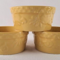 Signature Housewares Condiment Bowls Set of 3