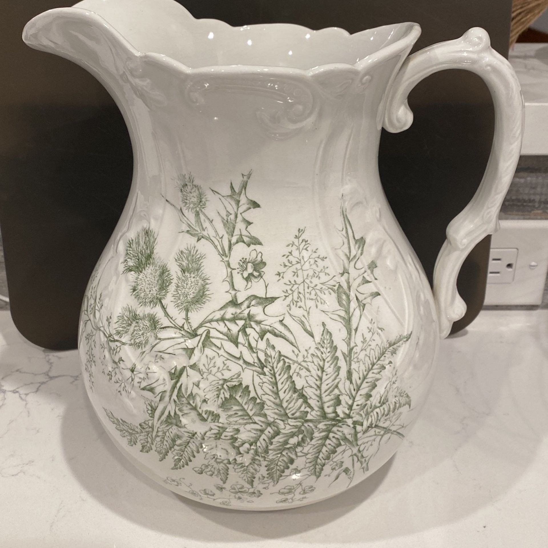 Pitcher - Eulalie