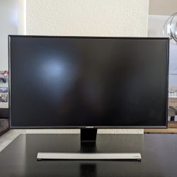 Samsung Computer Monitor