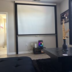 Projector Screen 