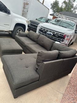 Sectional sofa couch