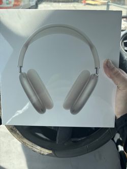 Apple AirPods Max Starlight