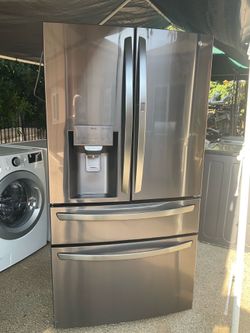 Refrigerator 36 w 69h 34 deep