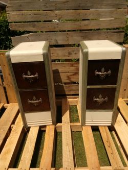 REDUCED... Antique Side Tables.. 🌻💜🌻