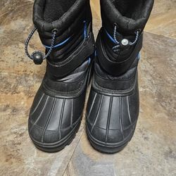Kids Snow Boots Size 3