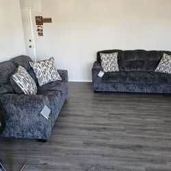 High Quality Ashley Sofa And Loveseat With Pillows