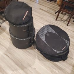 Drum Cases and Bags. Roadrunner and Anvil