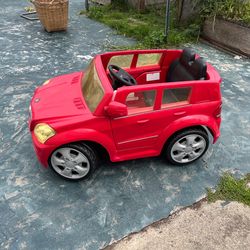 Mercedes-Benz GL450 4MATIC Kids Ride-On Toy Car, like a Power Wheels
