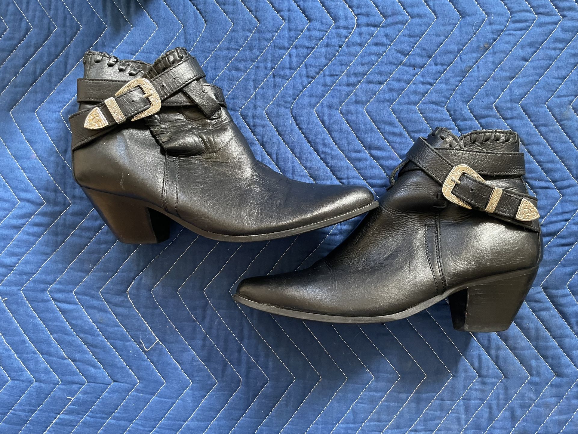 Dingo Ankle High Boots 8.5