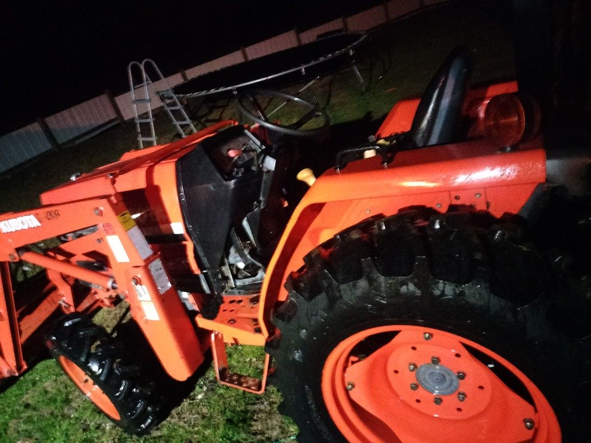 tractor work for Sale in Floresville, TX OfferUp