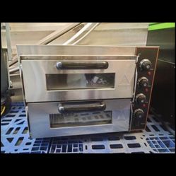 Brand New Pizza Oven