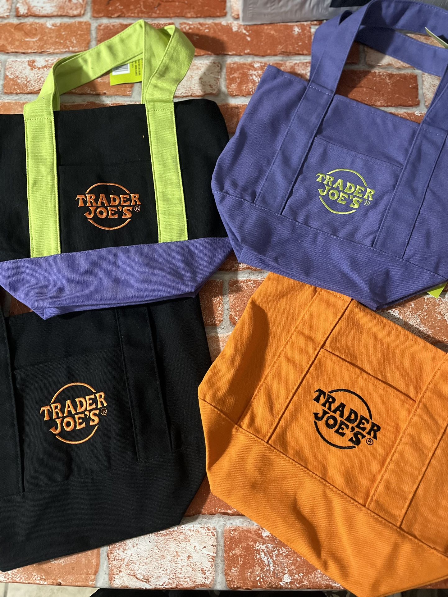 Trader Joe's Mini Halloween Canvas Tote Bag Set Of 4