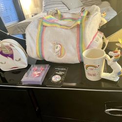 BRAND NEW GIRLS 5-PIECE UNICORN SET 