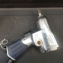 Campbell Hausfeld 3/8 in Impact wrench. New