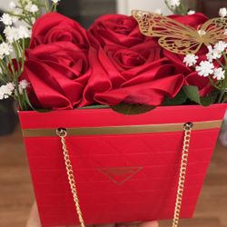 Caja Decorativa Con Rosas Eternas 