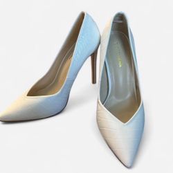 Huge Shoe Lot - Swipe To See - 5 pairs