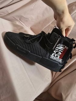 Men's Black High-Top Streetwear Knit Sneakers - "Just Be Nice" Style size 10.5