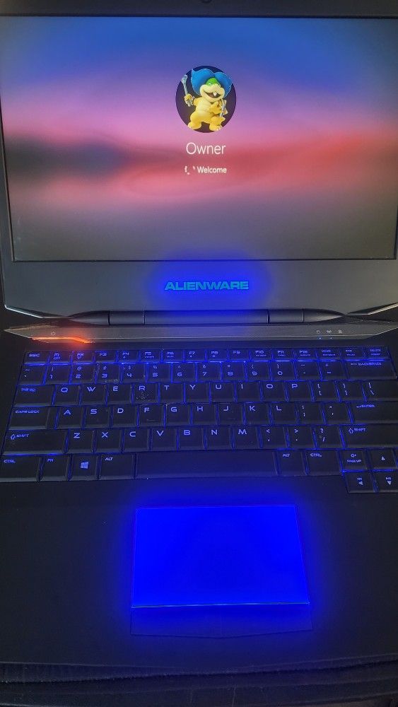 Alienware 14 Intel  Core i7-4700MQ CPU @ 2.40GHz windows 10 pro