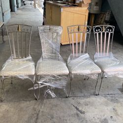 Dining Table 4 Chairs, Center Table, 2 End Tables, 2 Bar Stools, Console Table, Entrance Miror All For $650 Everything Hurry Hurry 