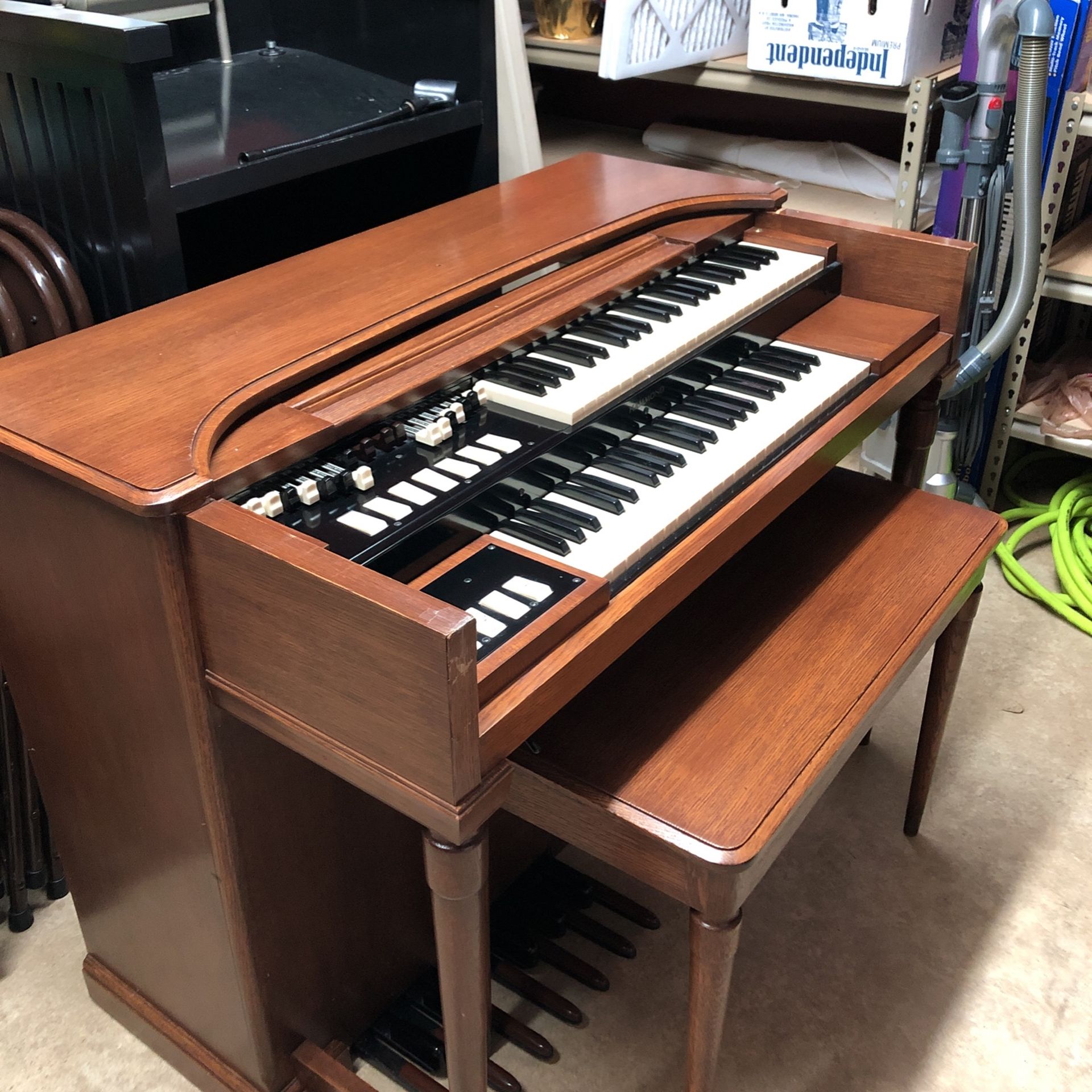 Organ, Free for you to pick up