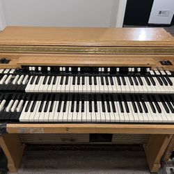 Hammond A-105 Organ And Leslie Speaker- $1999